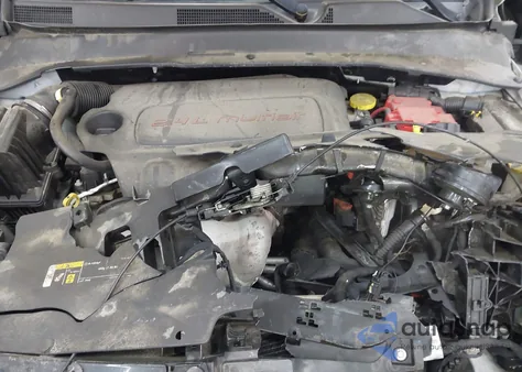 2019 Jeep Compass Sun And Wheel Fwd из США, поврежденный, VIN 3C4NJCBB8KT685910